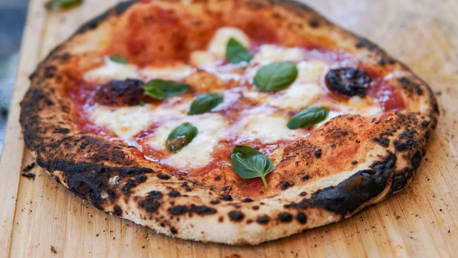 Giant New York Pizza
