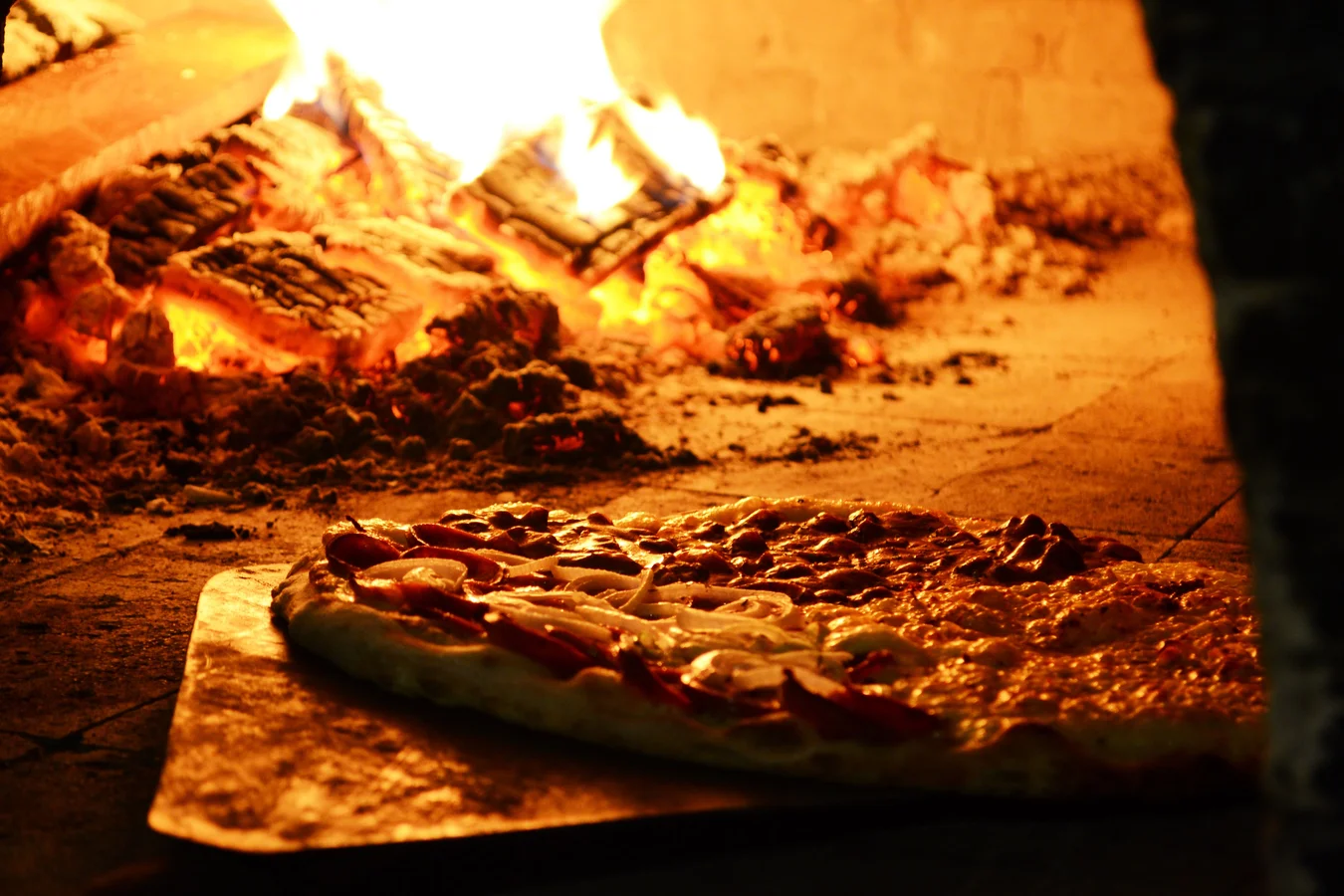 Powerhaus Wholesome Pizza & Eats